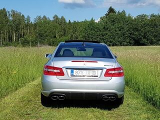 Mercedes-Benz E 350 AMG 3.5 V6 215kW