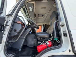 Volvo FM 400 6x2*4 294kW