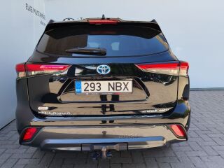 Toyota Highlander Premium 140kW