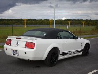 Ford Mustang 4.0 157kW