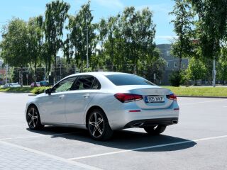 Mercedes-Benz A 180 1.3 100кВ