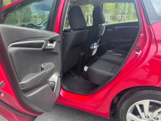 Honda Jazz 1.3 75кВ