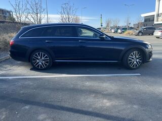 Mercedes-Benz E 400 2.9 243kW