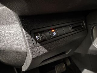 Peugeot 5008 Allure BlueHDi 130 AT8 1.5 96kW