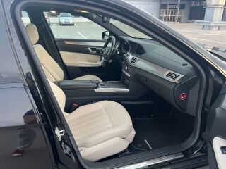 Mercedes-Benz E 500 AMG Sport package 4.7 V8 Twin turbo 300kW