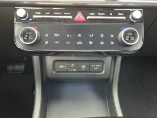 Hyundai Tucson Premium 1.6 T-GDI 185kW