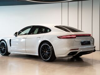 Porsche Panamera 4s 2.9 324kW