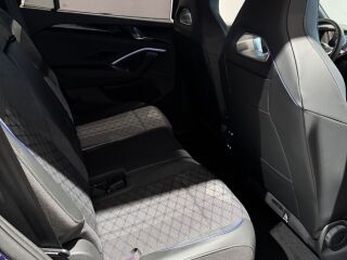 Volkswagen Tayron R-line 1.5 eTSI 110kW