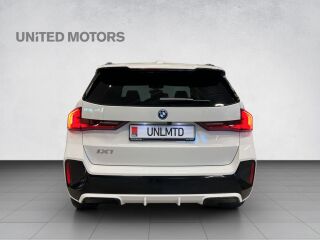 BMW iX1 xDrive30 M-Sportpakett 225kW