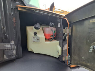 Case 321 F 55kW