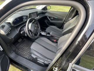 Peugeot 2008 1.2 96kW