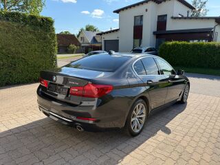 BMW 530 e iPerformance/ Luxury Line 2.0 185кВ