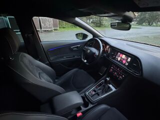 SEAT Leon ST Cupra 300 4Drive 2.0 221kW