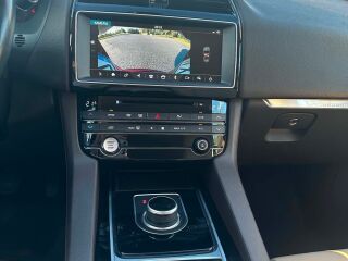 Jaguar F-Pace 3.0 221kW
