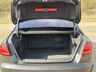 Audi A8 4.2 V8 FSI 273kW