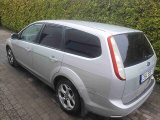 Ford Focus 1.6 74kW