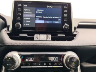 Toyota RAV4 Luxury 129kW