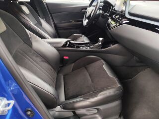 Toyota C-HR 1.8 72кВ