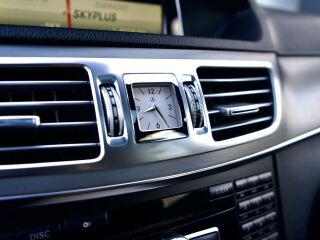Mercedes-Benz E 300 AMG 2.1 150kW