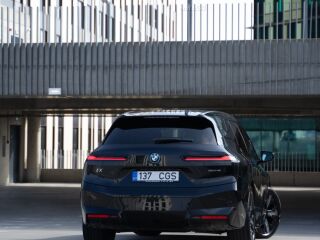 BMW iX xDrive 40 Sportpaket 240kW
