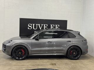 Porsche Cayenne S Sport Chrono 4.0 DWH 349kW