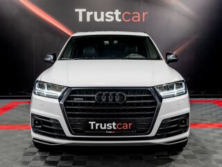 Audi Q7 S-Line plus Quattro 3.0 200кВ