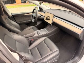 Tesla Model Y PERFORMANCE 393kW