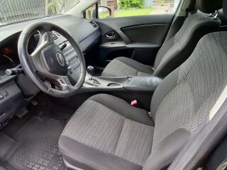 Toyota Avensis 2.0 112кВ