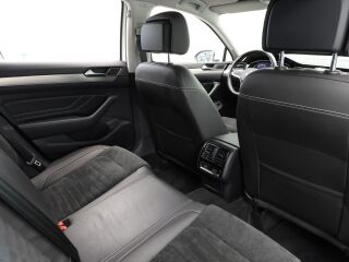 Volkswagen Passat R-line 4Motion 2.0 147kW