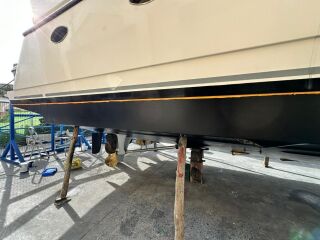JOHNSON 56 FLY V10 2X MAN D2840 LE 401 600kW