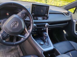 Toyota RAV4 2.5 131кВ