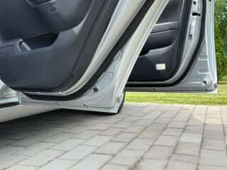 Toyota Avensis LINEA SOL 2.2 D-4D D-CAT