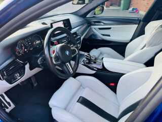 BMW M5 Akrapovič & Bowers & Wilkins 4.4 V8 569кВ