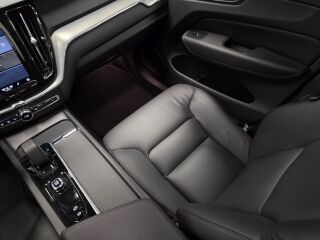Volvo XC60 T6 Recharge Inscription Expression AT8 2.0 186kW