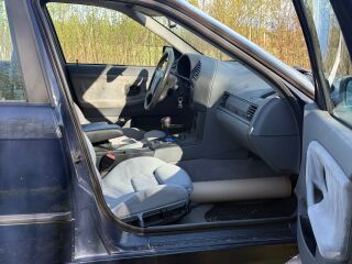BMW 320 2.8 R6 142kW