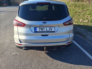 Ford S-MAX 2.0 132kW
