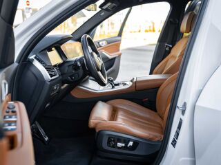 BMW X5 xDrive30d M-SPORT Individual pakett 3.0 195kW