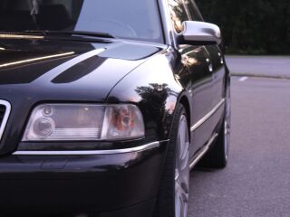 Audi A8 3.3 V8 165кВ