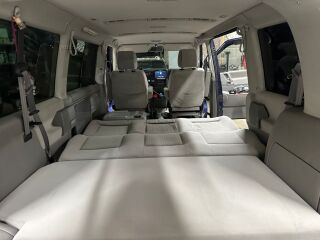 Volkswagen Multivan 2.5 R5 TDI 75кВ