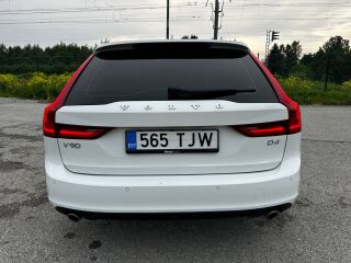 Volvo V90 2.0 140kW