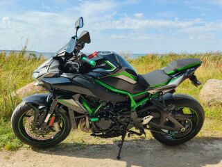 Kawasaki Z H2 Supercharged 147kW