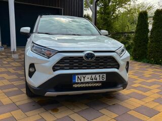 Toyota RAV4 2.5 131kW
