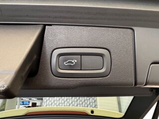 Volvo XC60 Inscription D4 2.0 140кВ