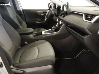 Toyota RAV4 Luxury Comfort Pakett 131kW