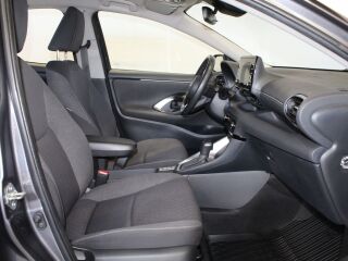 Toyota Yaris Active Plus 1.5 68кВ
