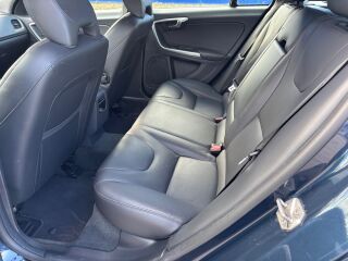 Volvo V60 SUMMUM AWD TWIN ENGINE Plug-In Hybrid 2.4 D6 158kW