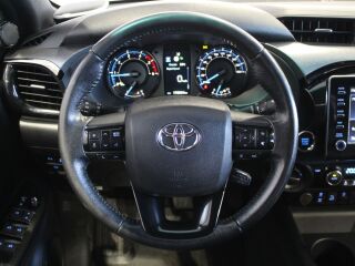 Toyota Hilux Double Cab Invincible AWD N1 2.8 150kW