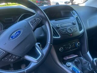 Ford Focus 1.6 77kW