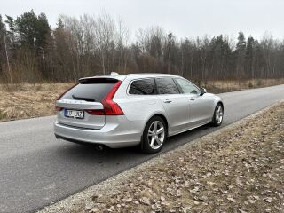 Volvo V90 2.0 140kW