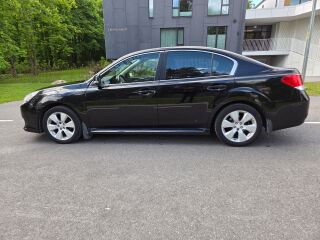 Subaru Legacy 2.5 123kW